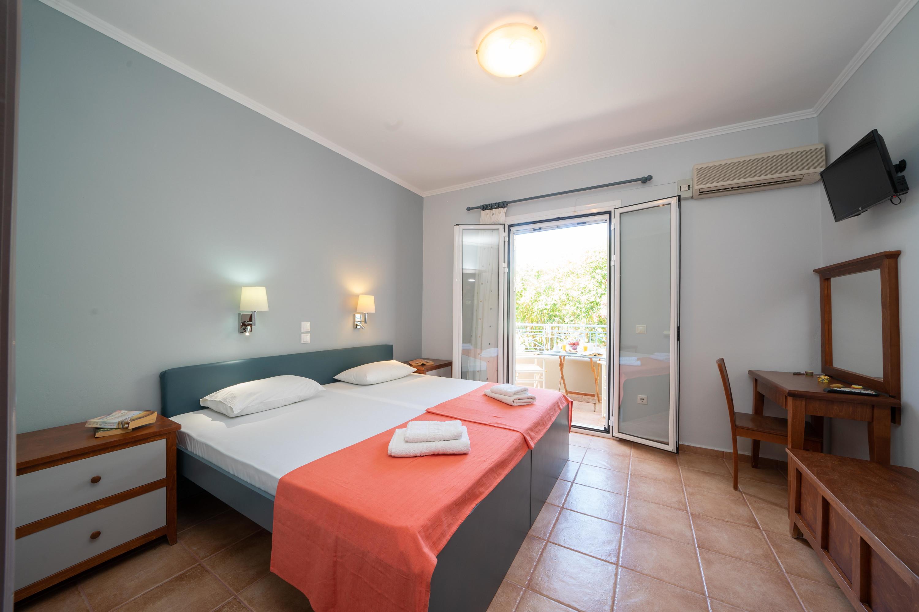 Aggelina S Apartments Xi Beach Zewnętrze zdjęcie